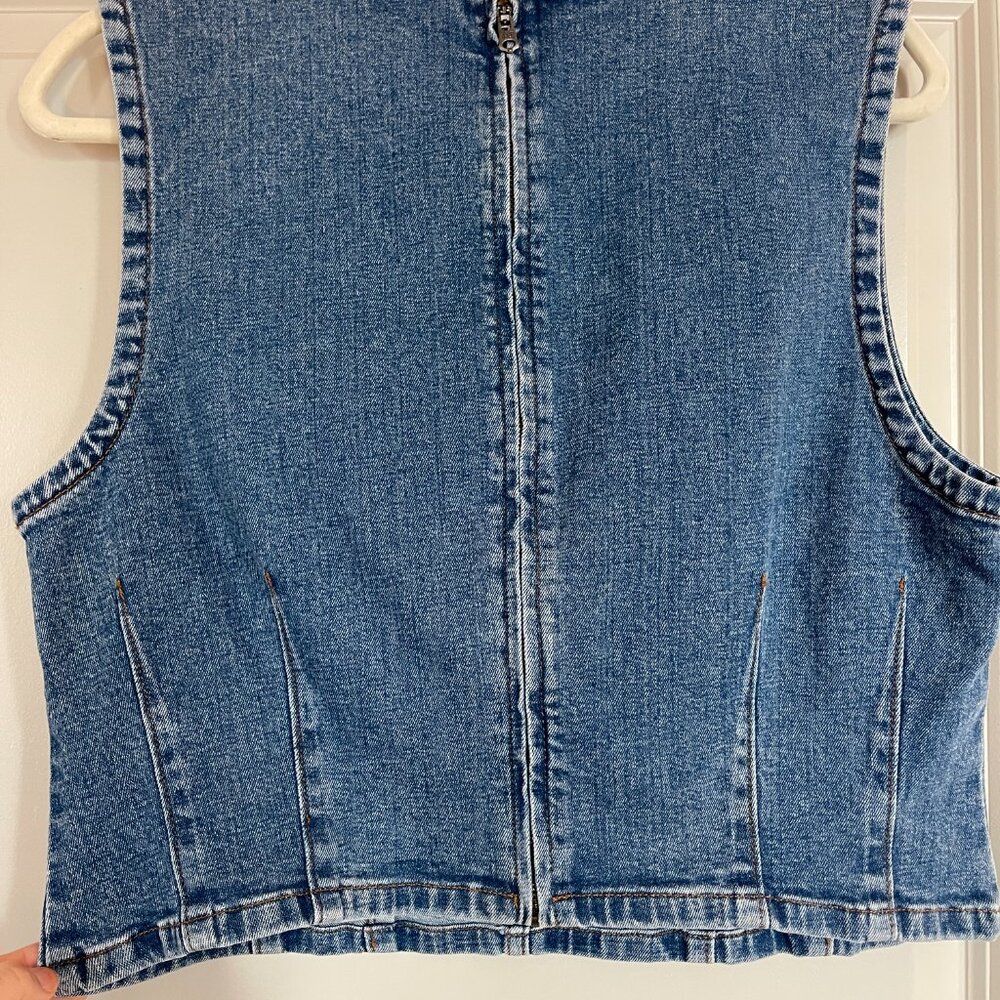 NWT - Abercrombie & Fitch Blue Denim Top - Size: Large - Picture 3 of 9